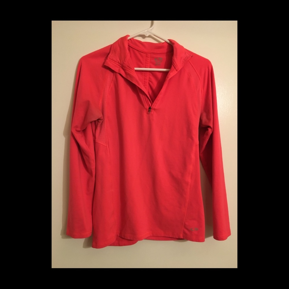Women’s workout long sleeve top